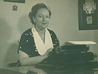 Amparo Sanchis Martos (1921-2009) 