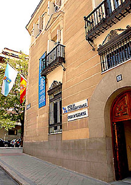 Vista exterior del Palacio de Amezúa, sede de la Casa de Galicia en Madrid